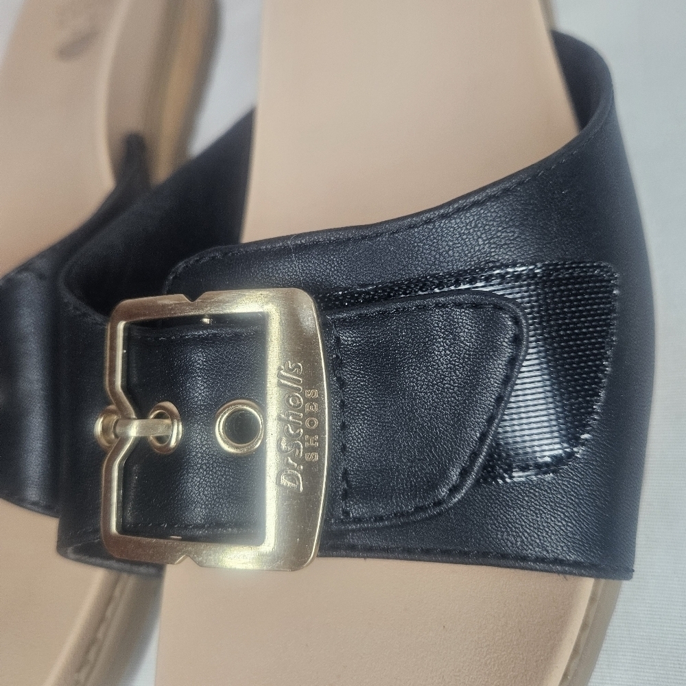 Dr. Scholl's Iconic Buckle Sandals- Get it Movin Black And Tan NWT Sz 10 - Picture 4 of 11